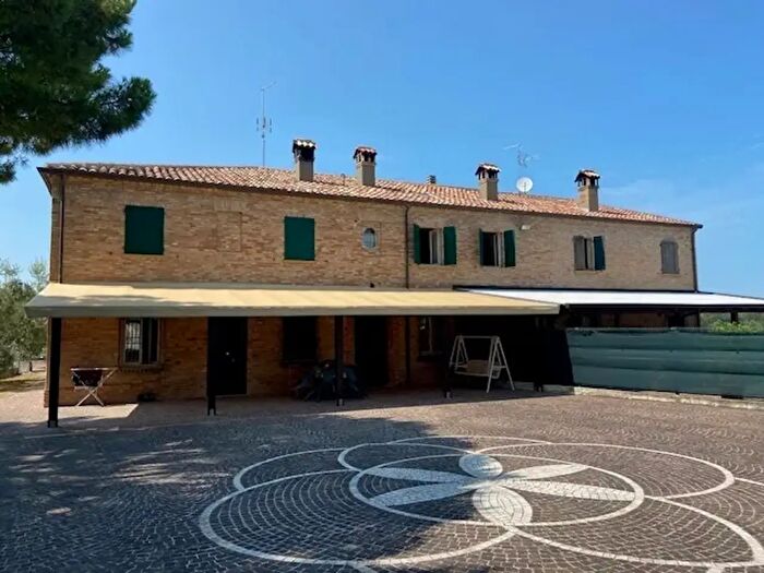 Casa in vendita in Via SantAndrea in Villis, Fano