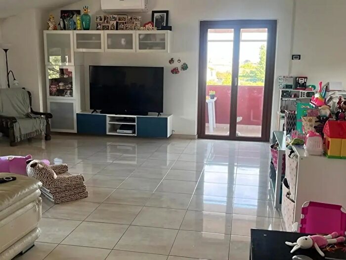 Appartamento con 7 locali in vendita in Bozzi, Luni
