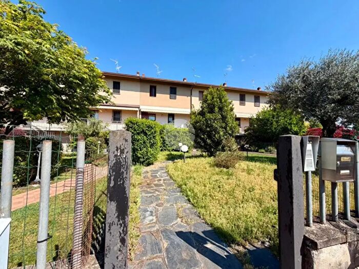 Casa quadrilocale in vendita in Via Gramsci, Villachiara