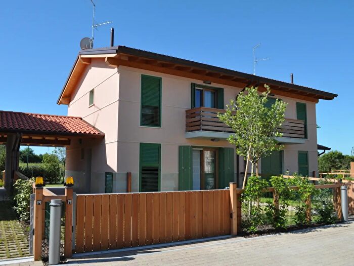 Casa trilocale in vendita in Via Casa Bianca, Lignano Sabbiadoro