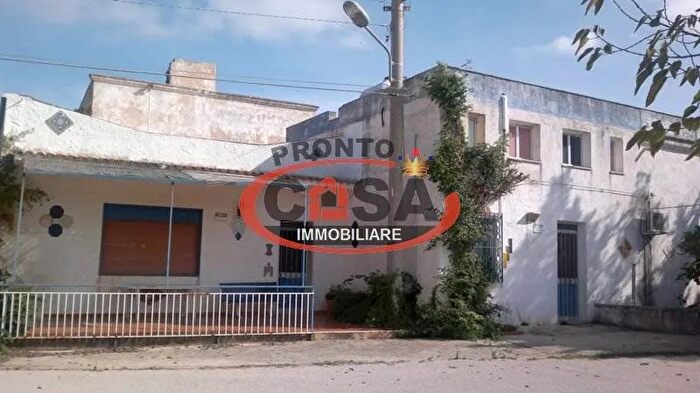 Casa con 5 locali in vendita in Petrosino