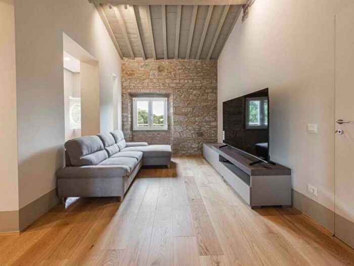 Appartamento bilocale in affitto in Via degli Orti Oricellari, Borgo Ognissanti Il Prato, Firenze