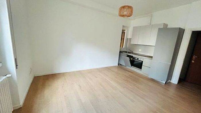 Appartamento bilocale in affitto in Via Achille Maiocchi, Morgagni, Milano