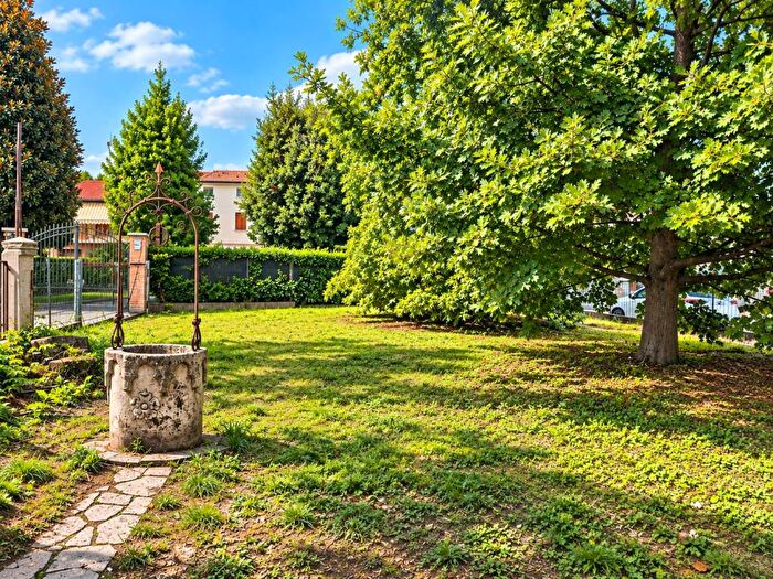 Casa con 6 locali in vendita in Via Guglielmo Marconi, Centro, Fontaniva