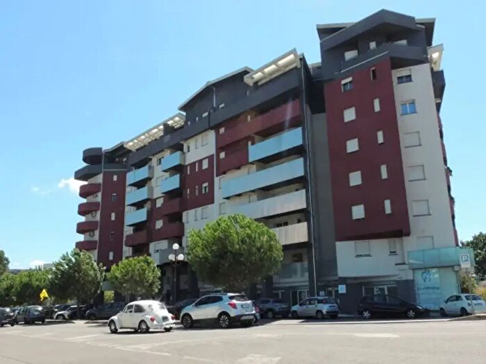 Appartamento trilocale in affitto in Via Papa Giovanni XXIII, Rende