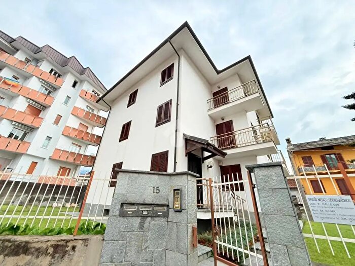 Appartamento monolocale in affitto in Via Umberto I, Lanzo Torinese