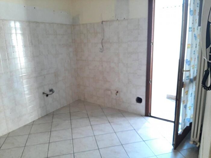 Appartamento trilocale in affitto in Via Trebbiola, Piazzale Milano Stazione, Piacenza