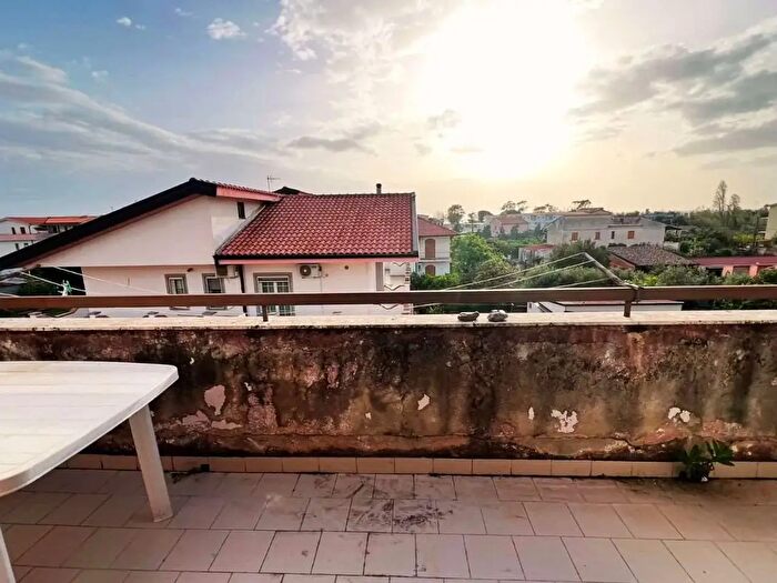 Appartamento trilocale in vendita in Via Magna Grecia, Scalea