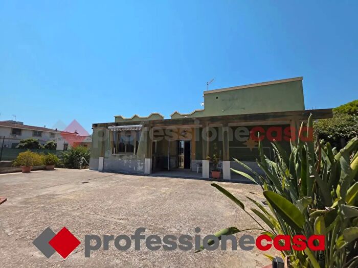 Casa con 5 locali in vendita in Via Mediterraneo, Taranto