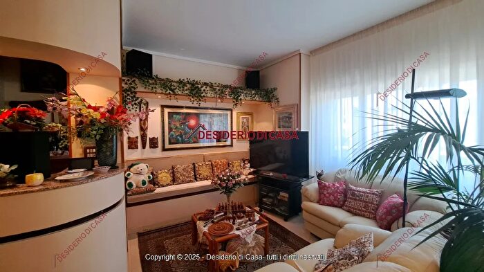 Appartamento quadrilocale in vendita in Viale Marche Trapani Tp Italia, Trapani