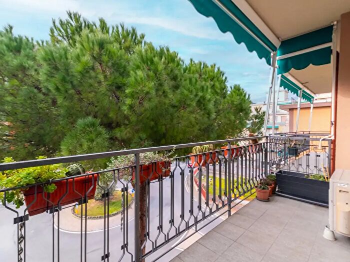 Appartamento bilocale in vendita in Corso Raffaello, Borghetto Santo Spirito