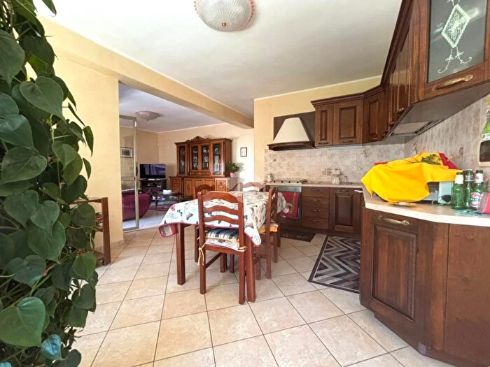 Appartamento trilocale in vendita in Via Guglielmo Marconi, Reggio Calabria