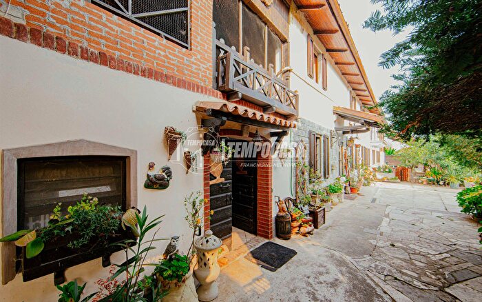 Casa quadrilocale in vendita in Via Molino di Faenza, Mortara