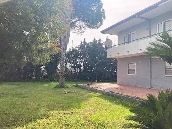 Casa con 5 locali in vendita in Località Aversana, Battipaglia