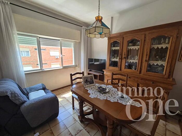 Appartamento con 5 locali in vendita in Livorno