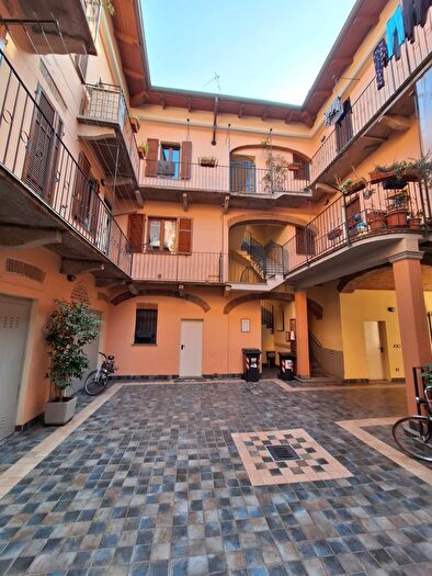 Appartamento con 5 locali in vendita in Via Oliviero Capello, Casale Monferrato