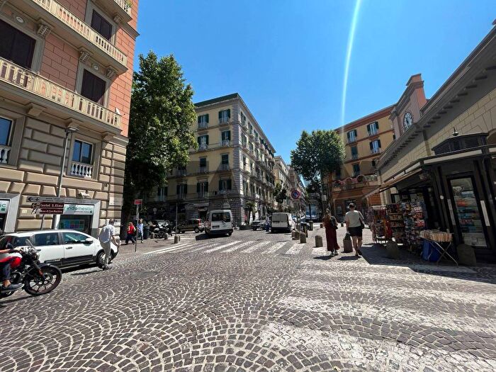 Appartamento bilocale in vendita in Vomero, Napoli