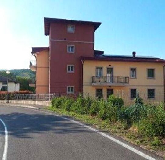 Appartamento quadrilocale in vendita in Via Don Fornasini, Castel Di Casio