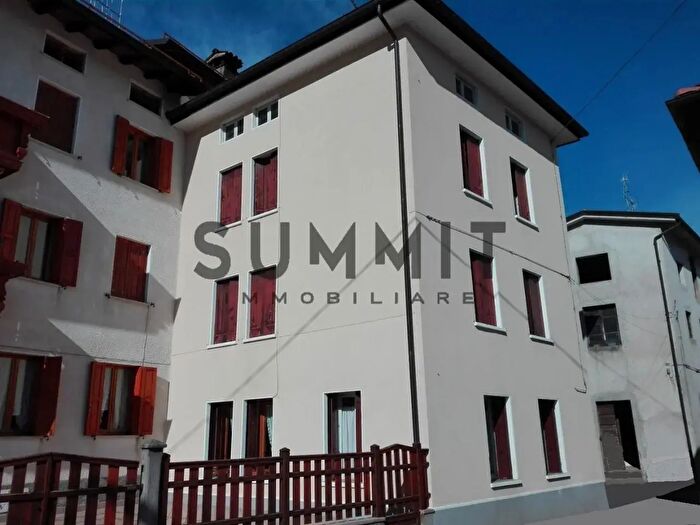 Casa quadrilocale in vendita in Valli del Pasubio Limitrofi, Valli Del Pasubio