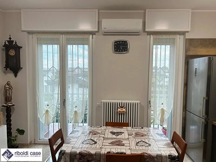 Appartamento bilocale in vendita in Mariano Comense