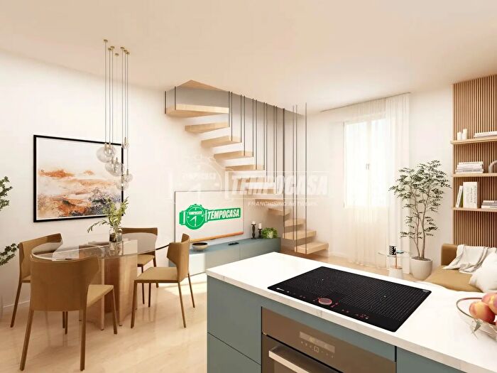 Appartamento bilocale in vendita in Via Saronno, Milano