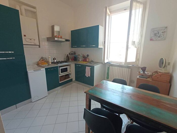 Appartamento trilocale in affitto in Via AVolta, Centro, Albenga