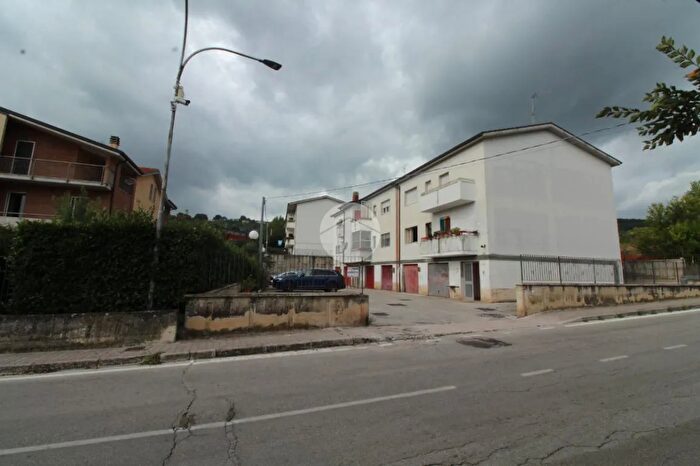 Appartamento trilocale in vendita in Via Roma, Mirabello Sannitico