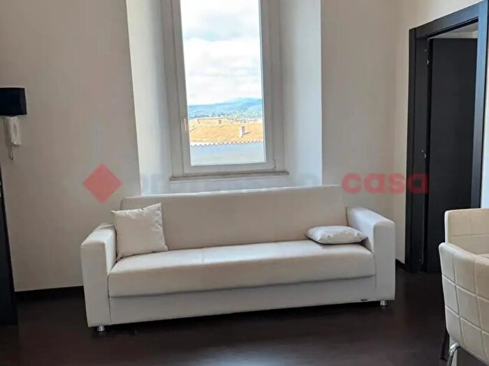 Appartamento bilocale in vendita in Via Garibaldi, Isola Del Liri