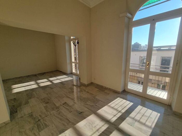 Appartamento quadrilocale in affitto in Via Vincenzo Gioberti, Porto Vecchio, Sanremo