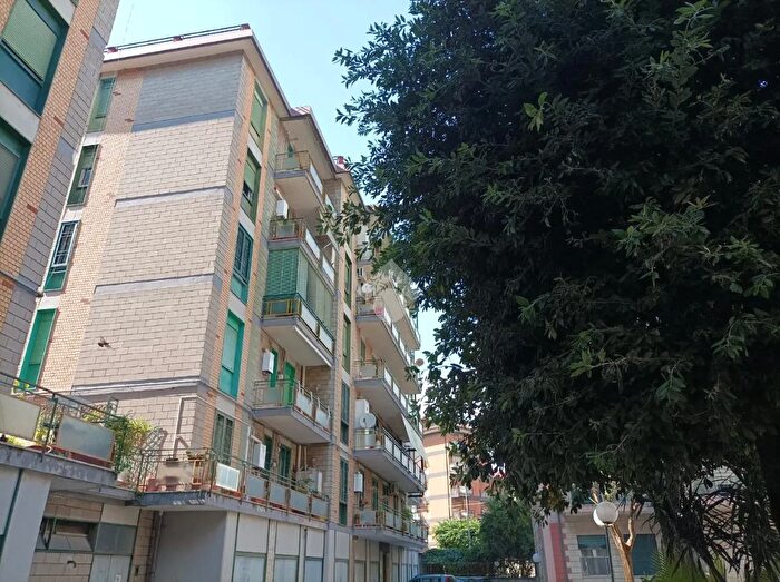 Appartamento quadrilocale in vendita in Viale Abramo Lincoln, Caserta