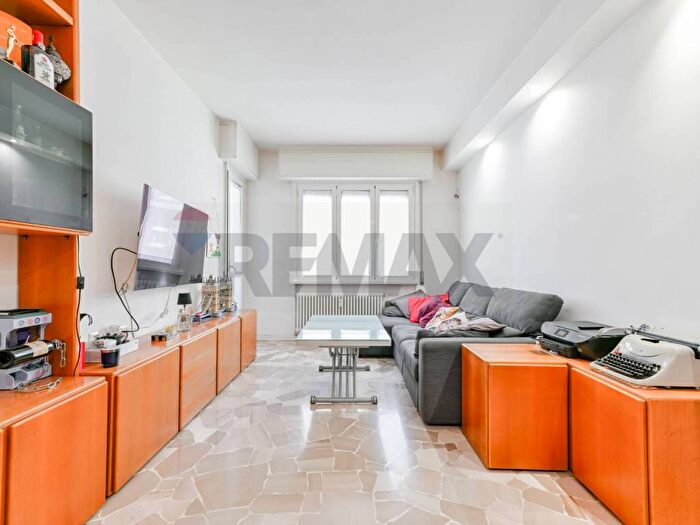 Appartamento bilocale in affitto in Via Padova, Cimiano, Milano