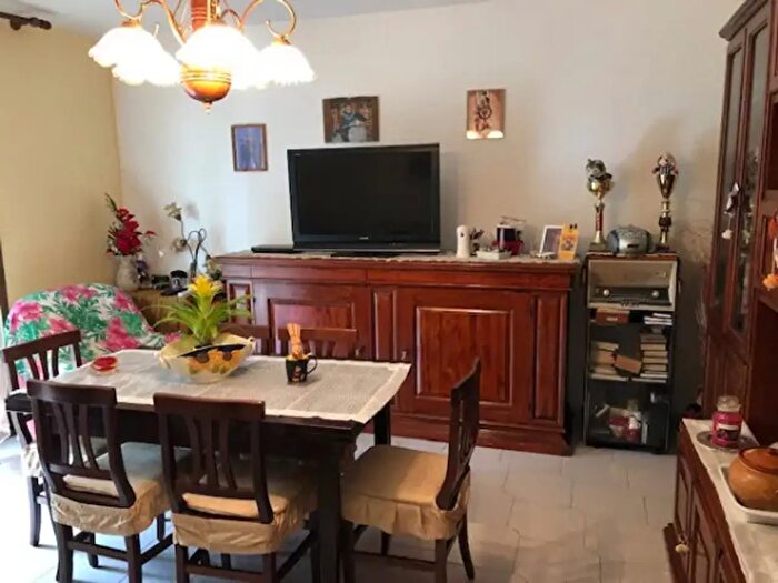 Appartamento quadrilocale in vendita in Via Calsamiglia, Ventimiglia