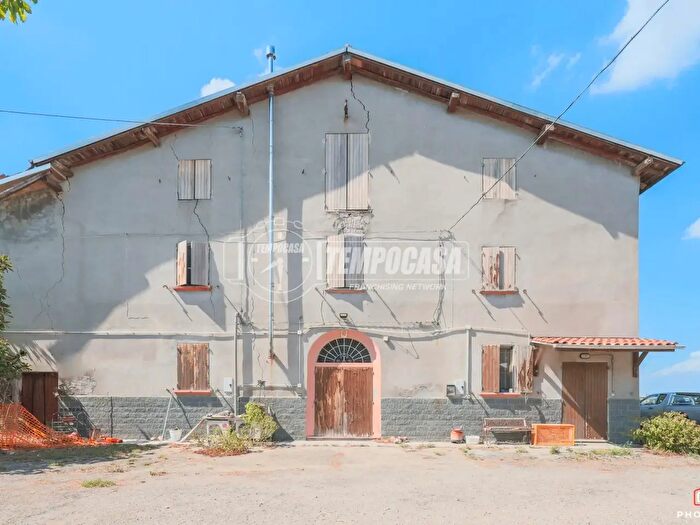 Casa con 10 locali in vendita in Castel San Pietro Terme