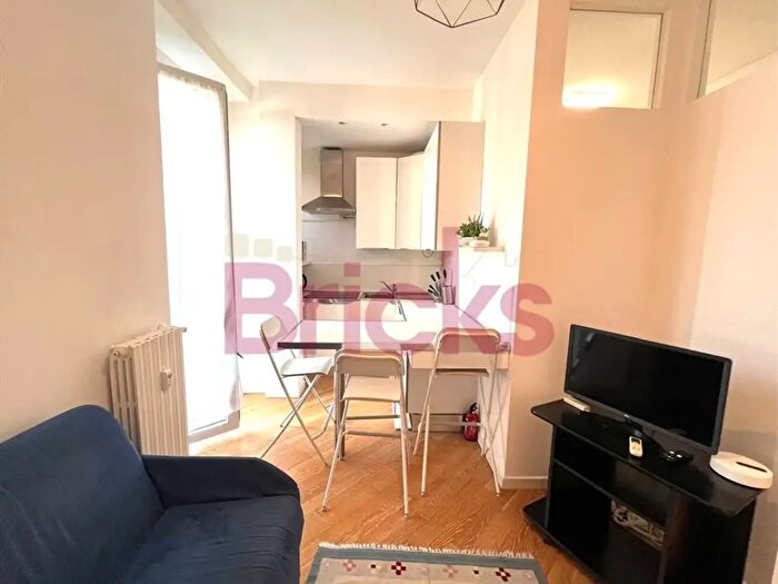 Appartamento bilocale in affitto in Via Marcona, Milano