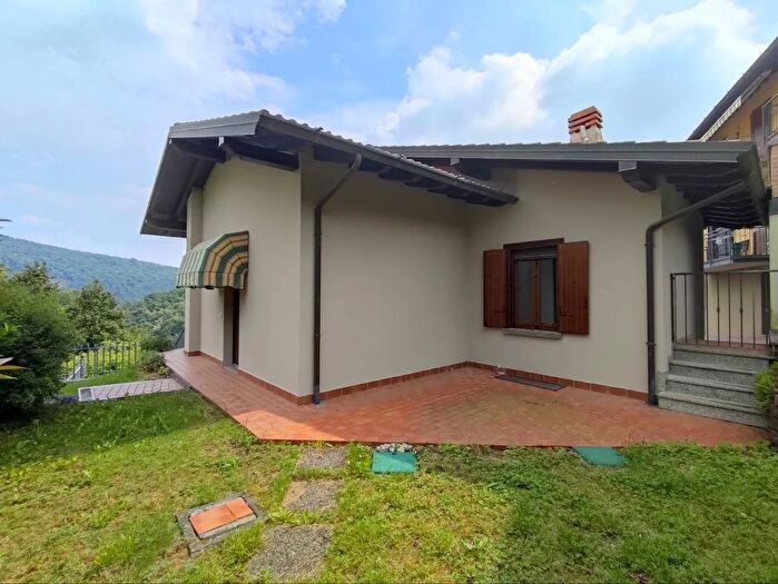 Casa con 5 locali in vendita in Via San Gallo B, Botticino