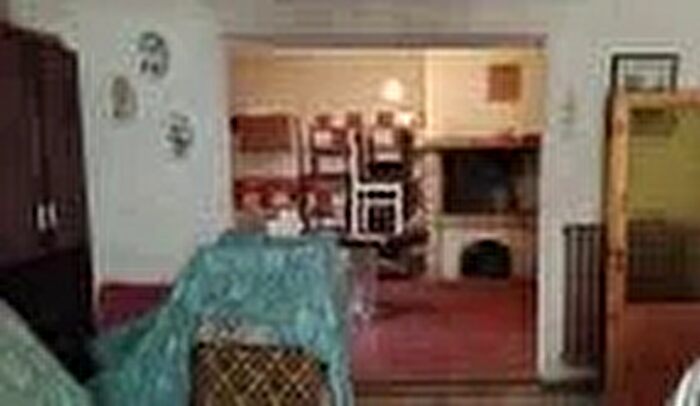 Casa con 5 locali in vendita in Cingoli