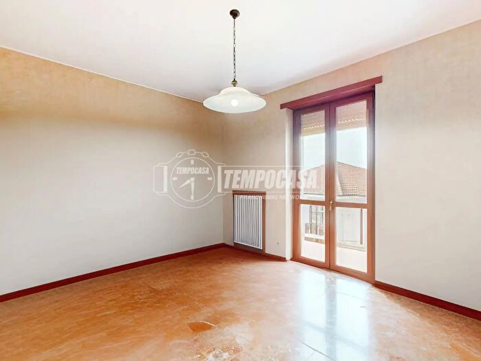 Appartamento trilocale in vendita in Via Giuseppe Parini, Orbassano