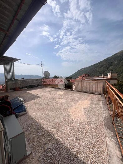 Appartamento trilocale in vendita in Via Roma, San Cipriano Picentino