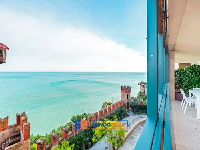 Appartamento quadrilocale in vendita in Via Aurelia, Borghetto Santo Spirito