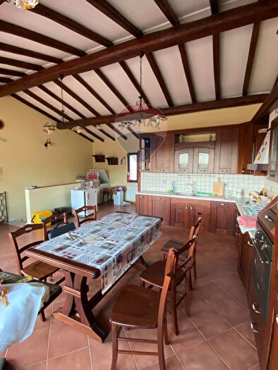 Casa con 5 locali in vendita in Massaua, Gaggi