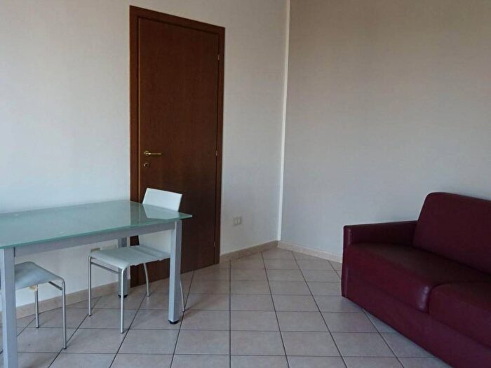 Appartamento monolocale in affitto in Via Gravellone, Centro, San Martino Siccomario