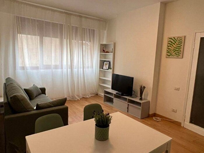 Appartamento monolocale in affitto in Via Luigi Varanini, Pasteur, Milano
