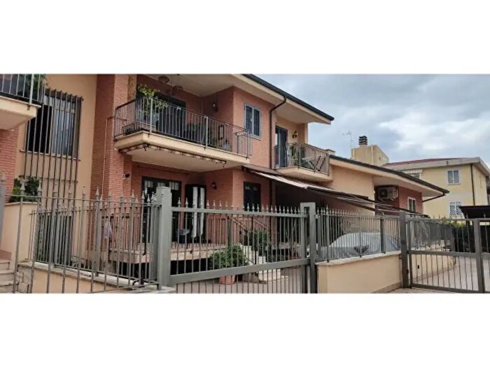 Appartamento quadrilocale in vendita in Via Publio De Tommasi, Roma