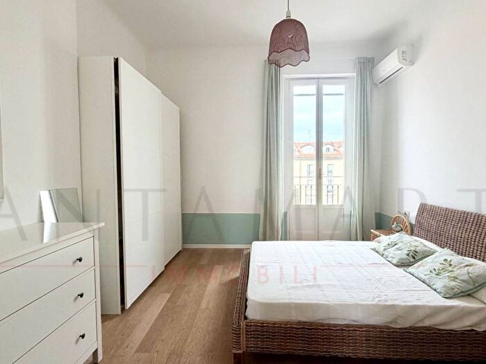 Appartamento bilocale in affitto in Piazzale Medaglie d'Oro, Porta Romana Medaglie d'Oro, Milano