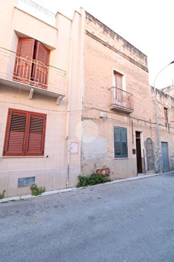 Appartamento trilocale in vendita in Via Alberto Mario, Trapani