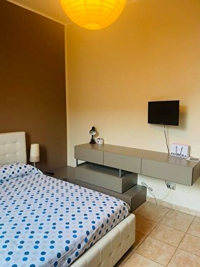 Appartamento bilocale in affitto in Via Costanzo Cantoni, Farini, Milano