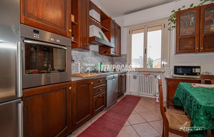 Appartamento quadrilocale in vendita in Via Gozzoli Benozzo, Modena