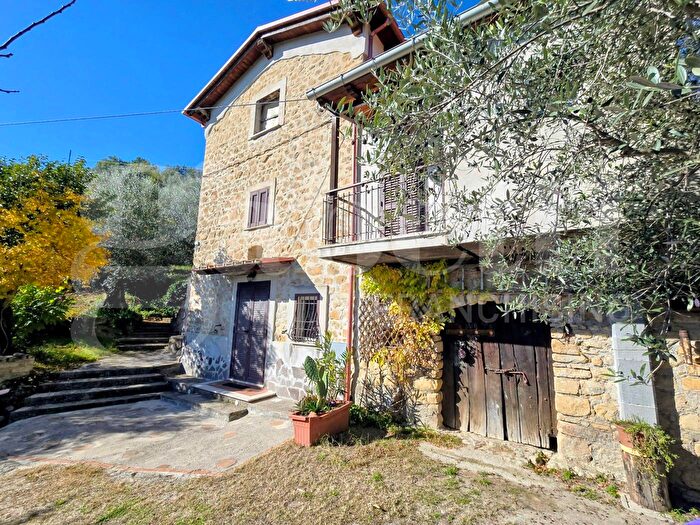 Casa con 5 locali in vendita in Via Palianese Nord Snc, Paliano