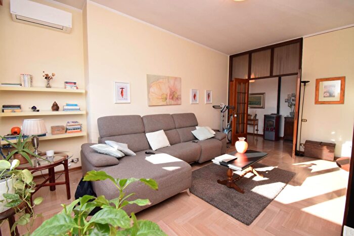 Appartamento con 5 locali in vendita in Via Parma, Salsomaggiore Terme