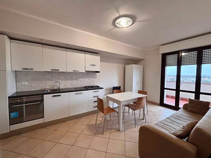Appartamento bilocale in affitto in Via Tosco Romagnola Ovest, Villaggi Bellaria, Pontedera